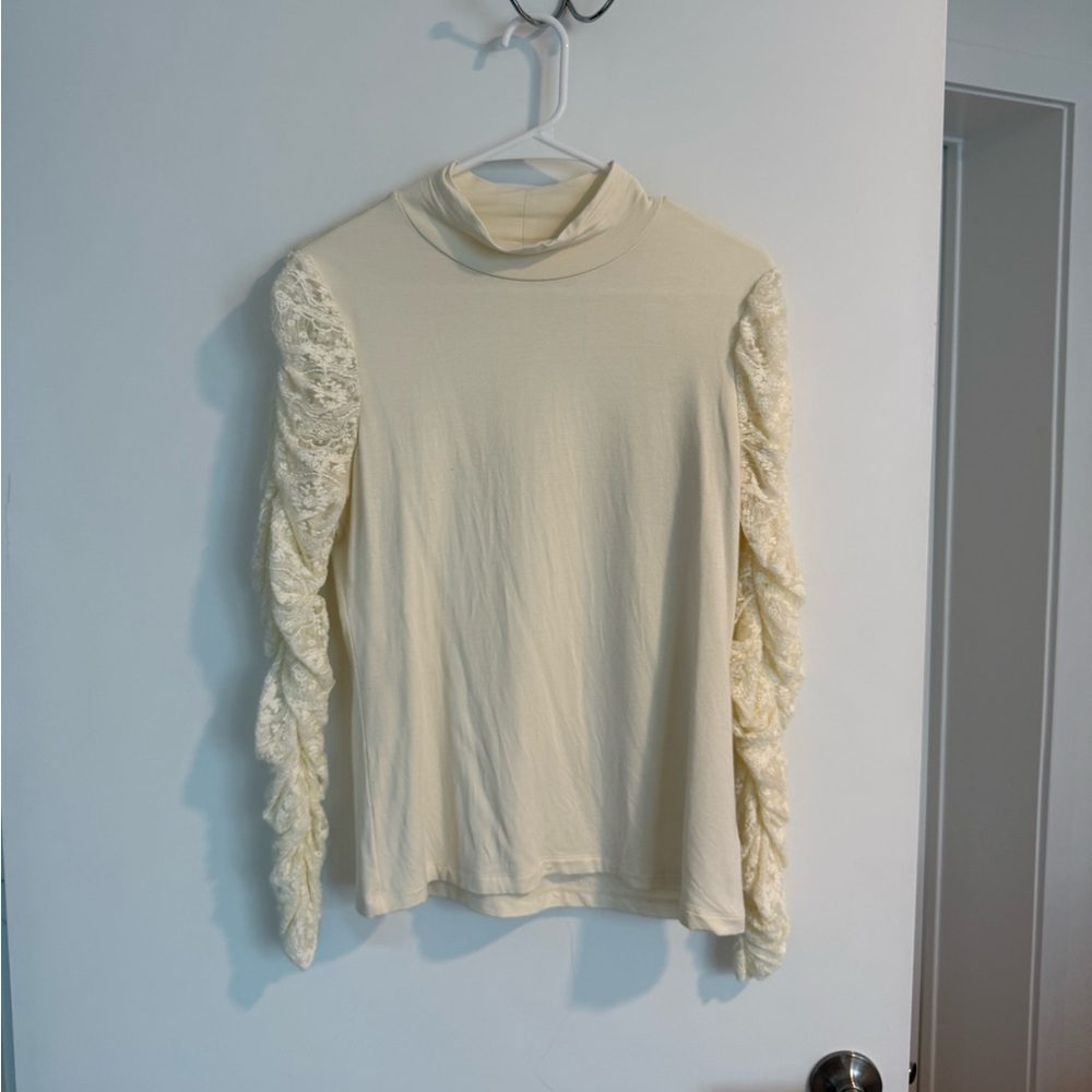 Maeve by Anthropologie Long Sleeve Top // Size Medium // Worn Twice